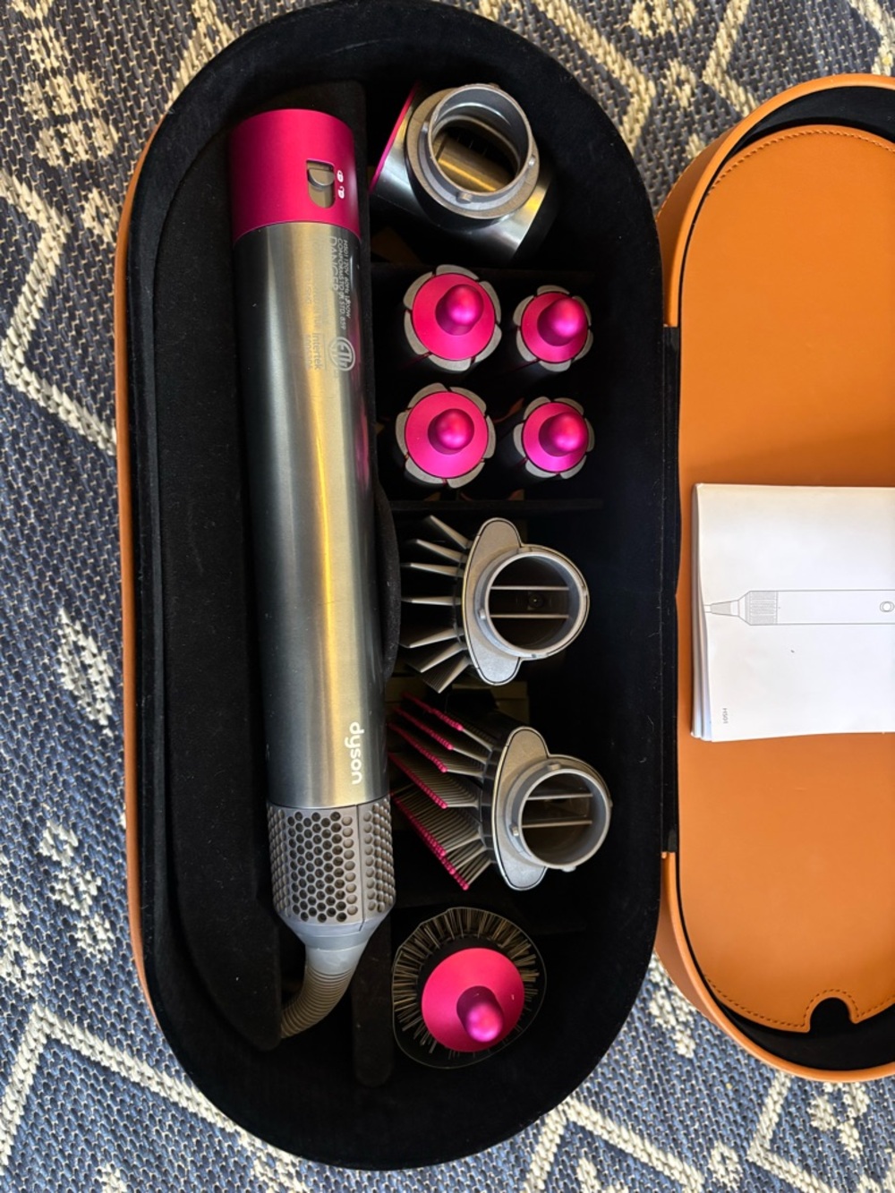 Dyson Airwrap Styler Set in Pink and Silver with Travel Case - Picture 4 of 9